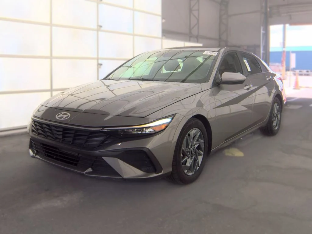 Certified Used 2024 Silver Hyundai SEL image 6