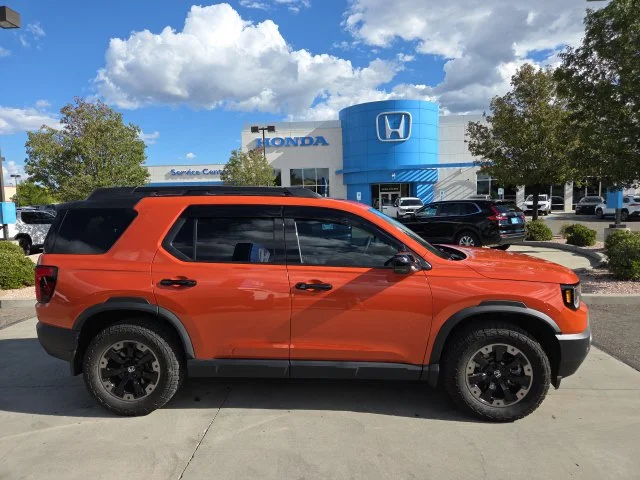 Used 2026 Orange Honda TrailSport Elite image 4