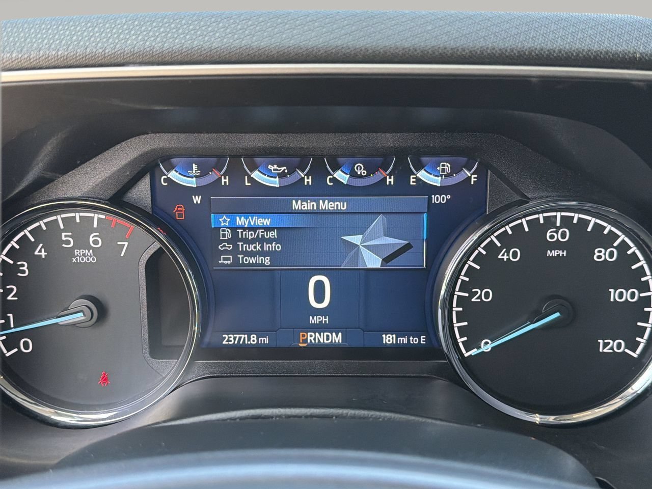 Used 2023 Silver Metallic Ford XLT image 30