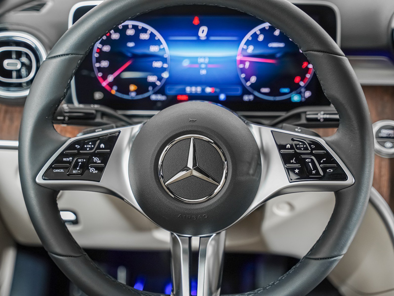 New 2026 Polar White Mercedes-Benz C 300 image 15