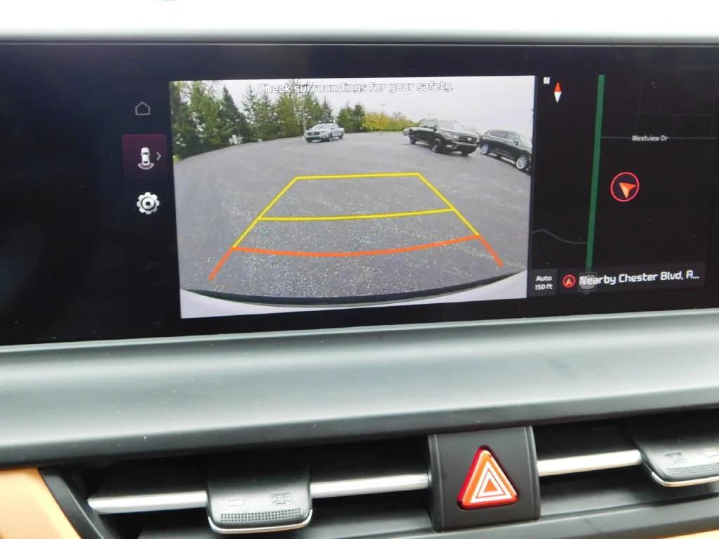 Used 2024 White Kia EX image 35
