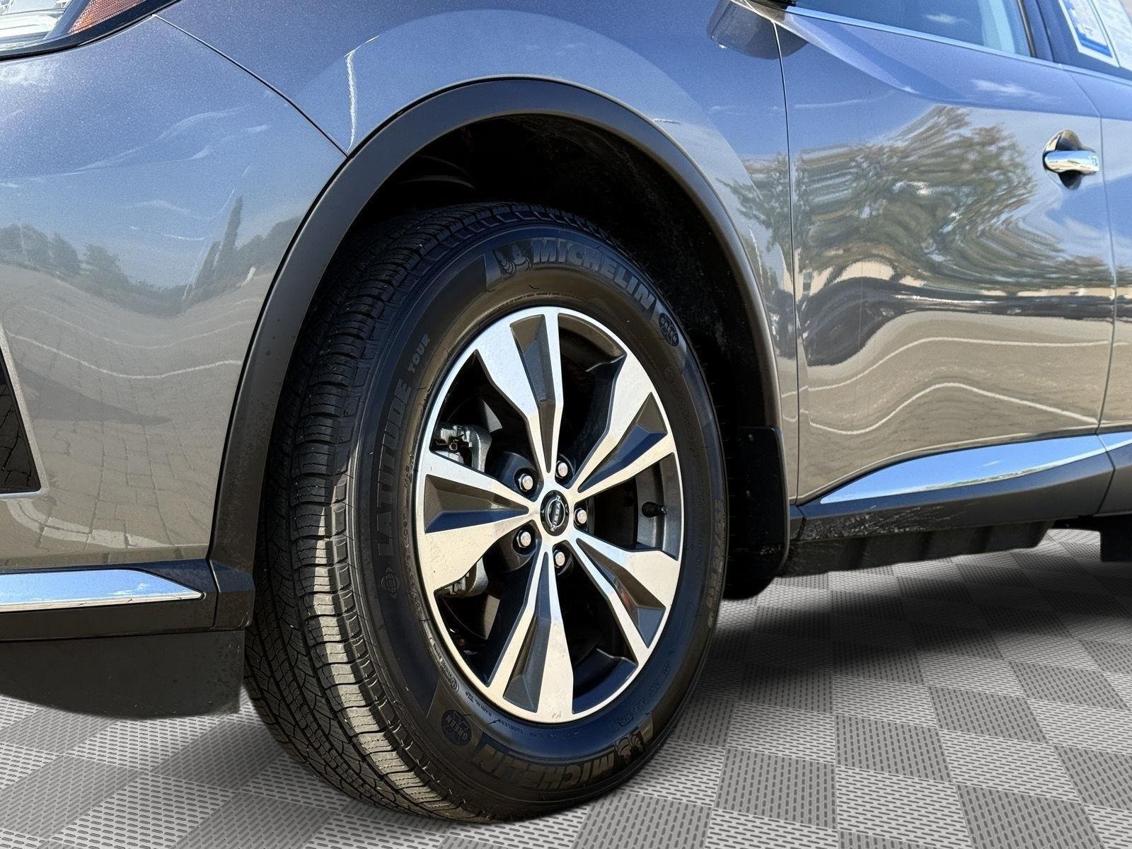 Used 2024 Gun Metallic Nissan SV image 8