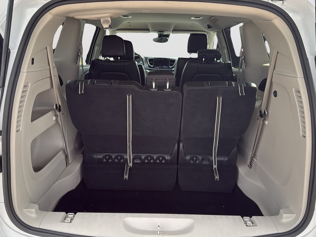 Used 2024 White Chrysler Touring L image 13