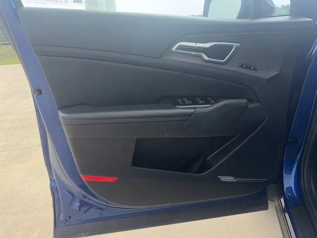 Used 2024 Sapphire Blue Kia X-Pro Prestige image 5