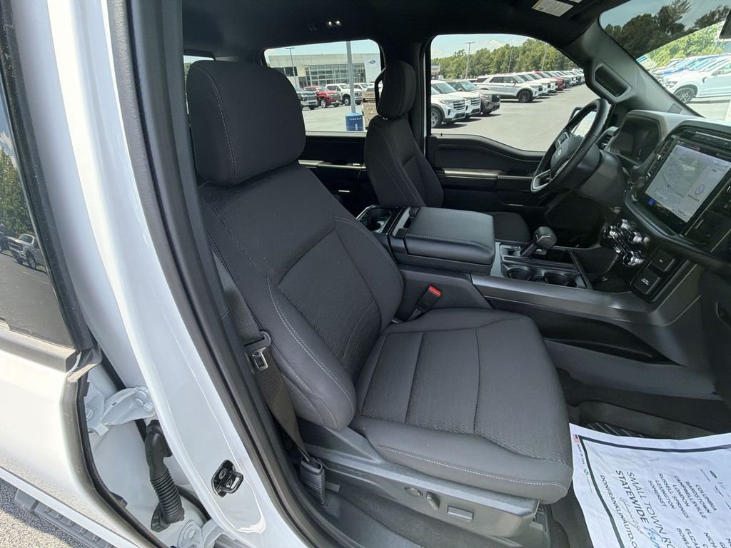 Used 2024 White Ford XLT image 30
