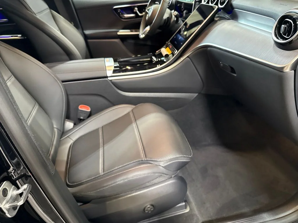 New 2026 Black Mercedes-Benz GLC 300 image 54