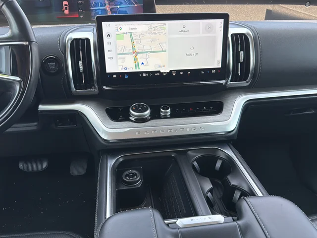 2025 Ford Expedition Platinum - Photo 19