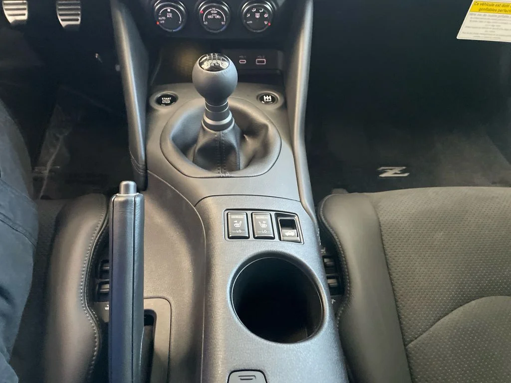 New 2026 Boulder Gray Pearl / Super Black Two-tone Nissan Performance image 22