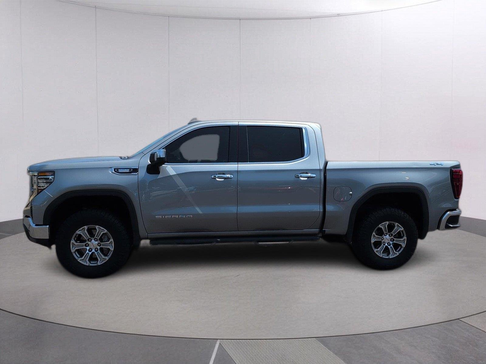 Used 2024 Sterling Metallic GMC SLT image 2