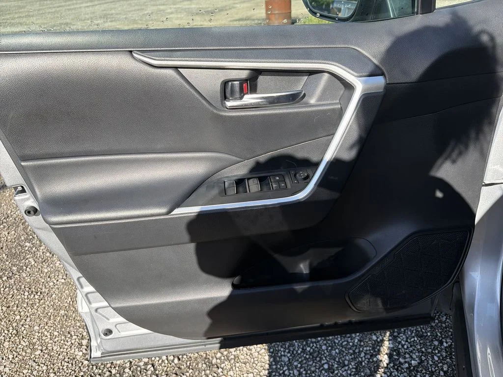 Used 2024 Silver Toyota XLE image 22