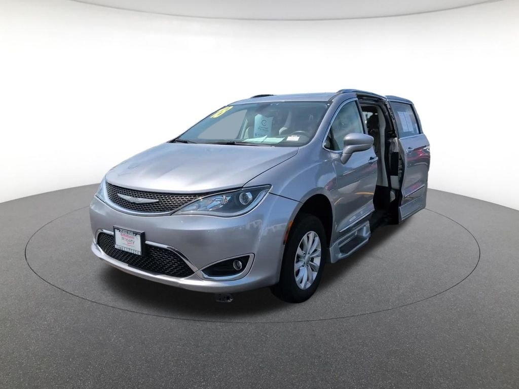 2018 Chrysler Pacifica Touring L Plus - Photo 12