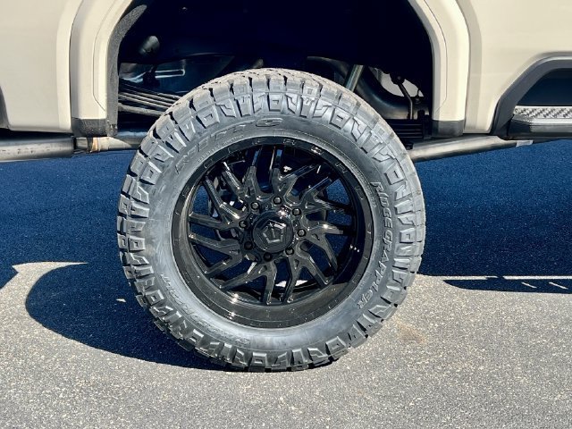 2026 GMC Sierra 2500HD AT4 - Photo 37