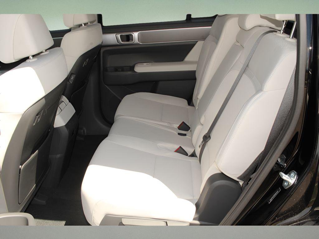 2026 Hyundai Santa Fe SE - Photo 13