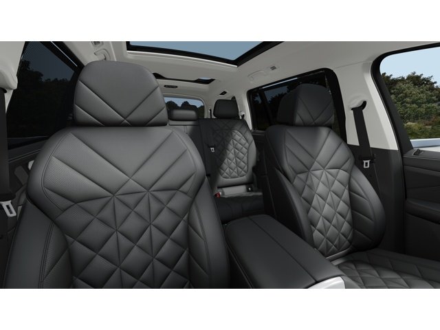 New 2027 Black Sapphire Metallic BMW  image 11