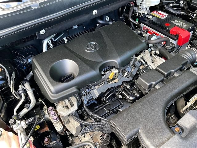 Used 2020 Black Toyota XLE image 33