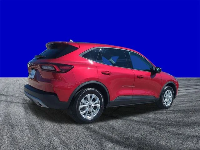 New 2026 Rapid Red Metallic Tinted Clearcoat Ford Active® image 4