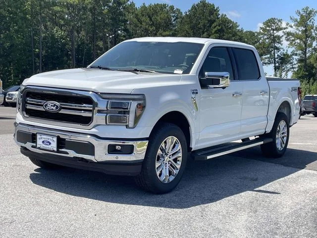 New 2026 Oxford White Ford Lariat image 13
