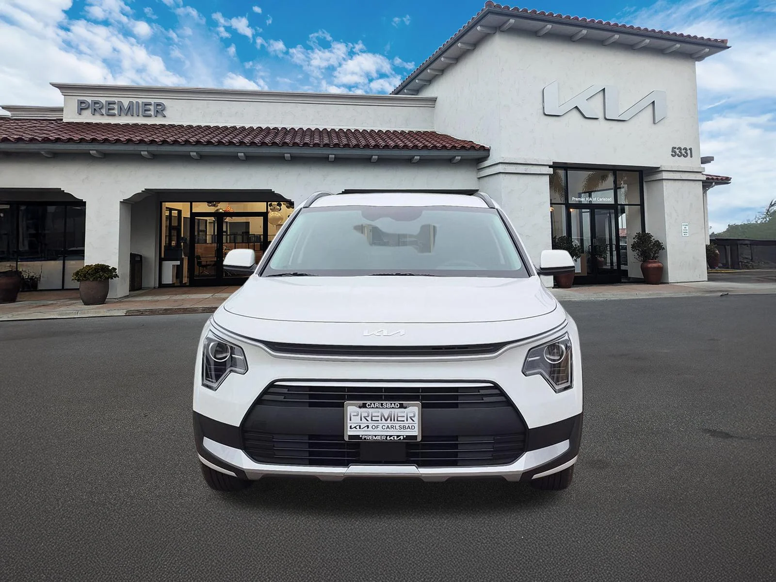 New 2026 Snow White Pearl Kia EX image 3