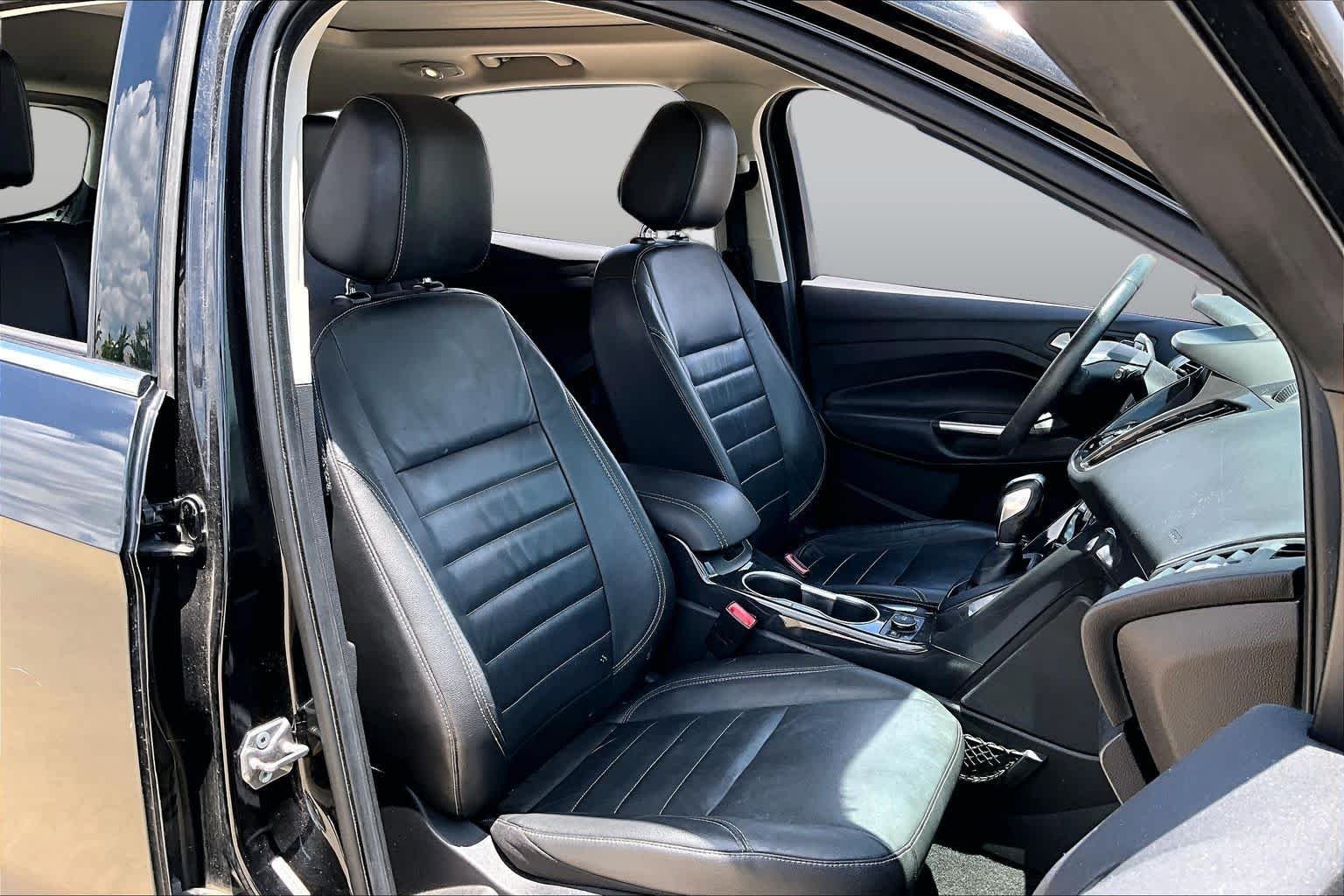Used 2015 Tuxedo Black Ford Titanium image 9
