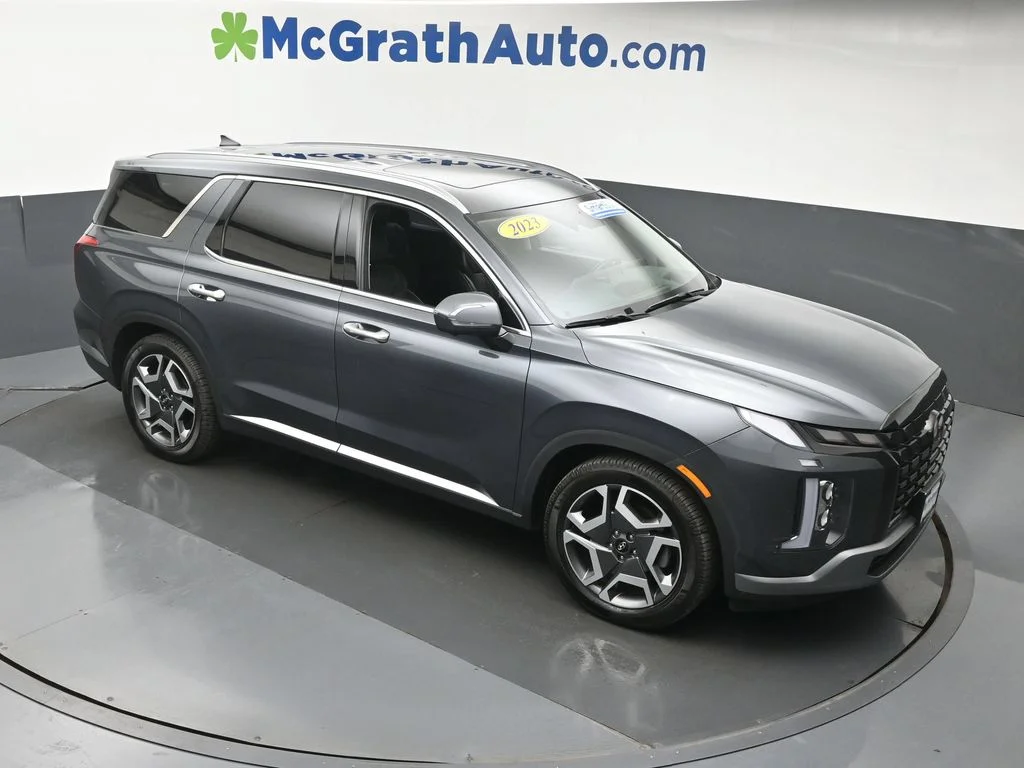 Used 2023 Gray Hyundai Limited image 3