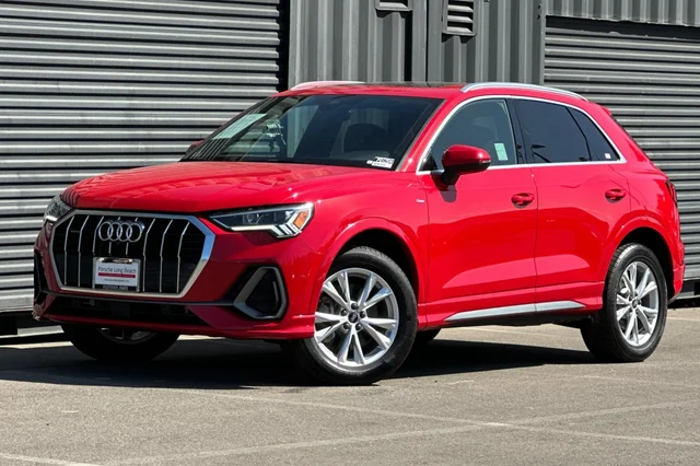 2023 Audi Q3 S line Premium Plus