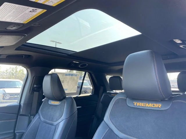 New 2026 Gray Ford Tremor image 9