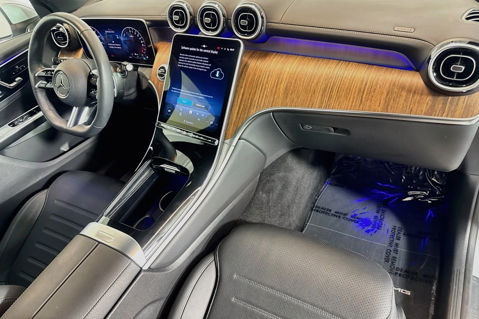 Used 2025 Cirrus Silver Metallic Mercedes-Benz GLC 350e image 27