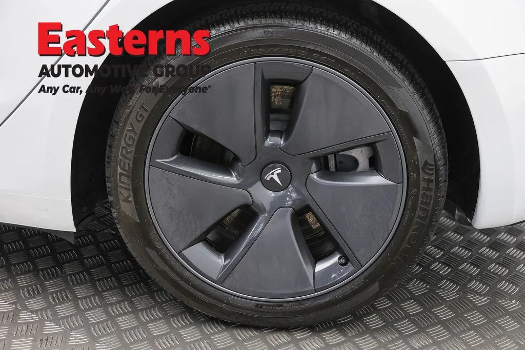 Used 2023 White Tesla Base image 26