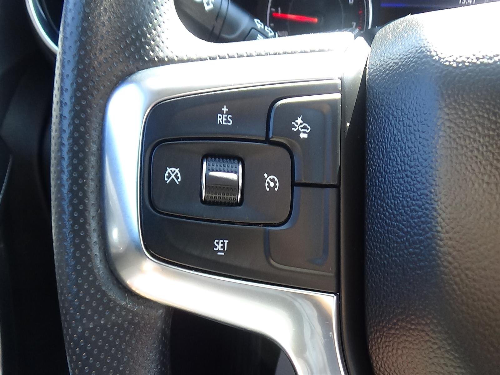 Used 2025 Black (gba) Chevrolet LT image 20