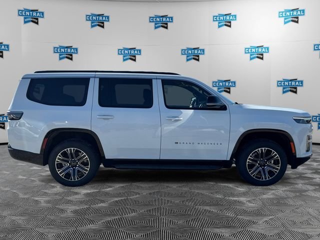 New 2026 Bright White Clear-Coat Exterior Paint Jeep  image 6