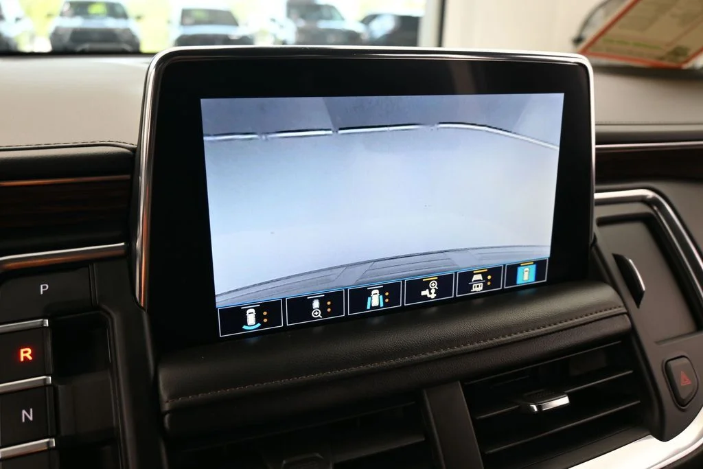 Used 2021 Black Chevrolet High Country image 25