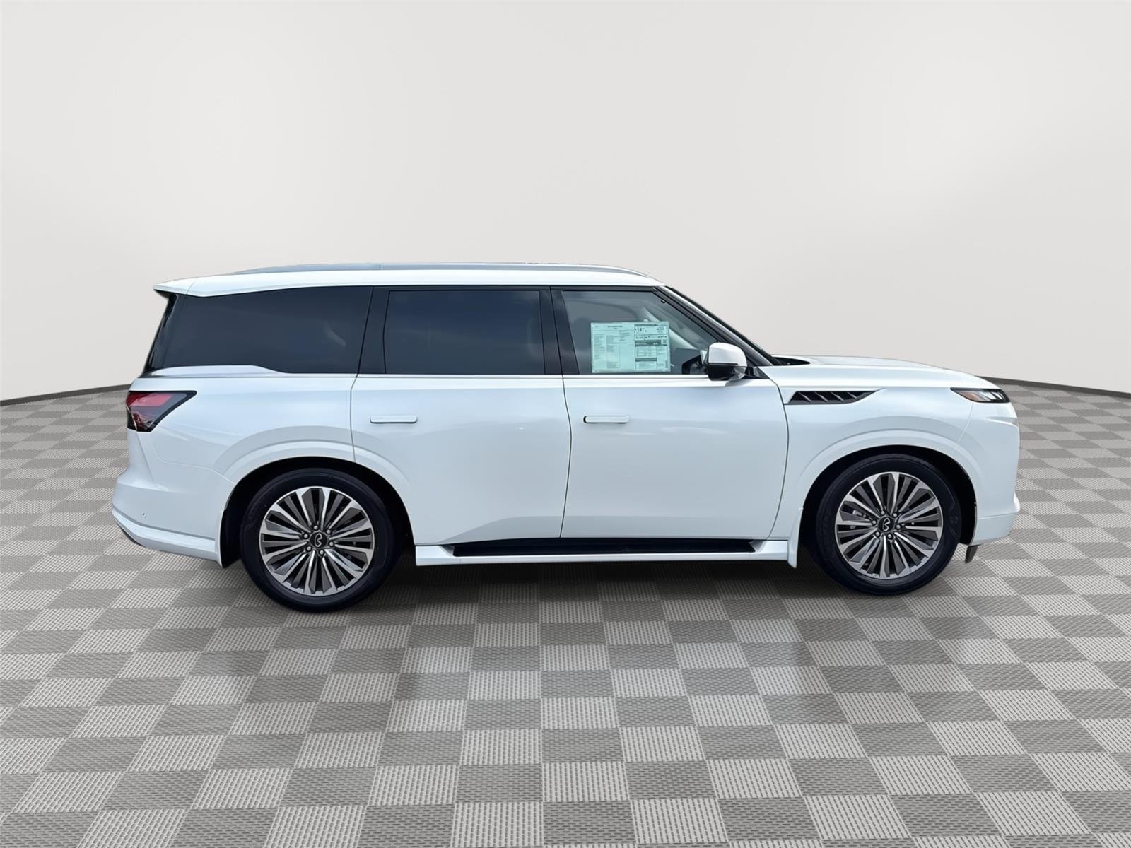 New 2027 RADIANT WHITE INFINITI Luxe 2WD image 5