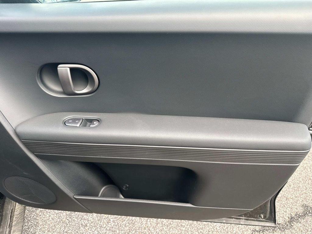 2025 Hyundai IONIQ 5 SEL - Photo 7
