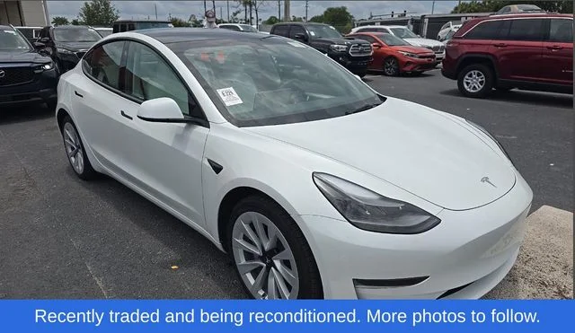 2023 Tesla Model 3 -'s photo