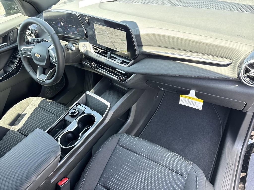 New 2026 Mosaic Black Metallic Chevrolet LT image 32