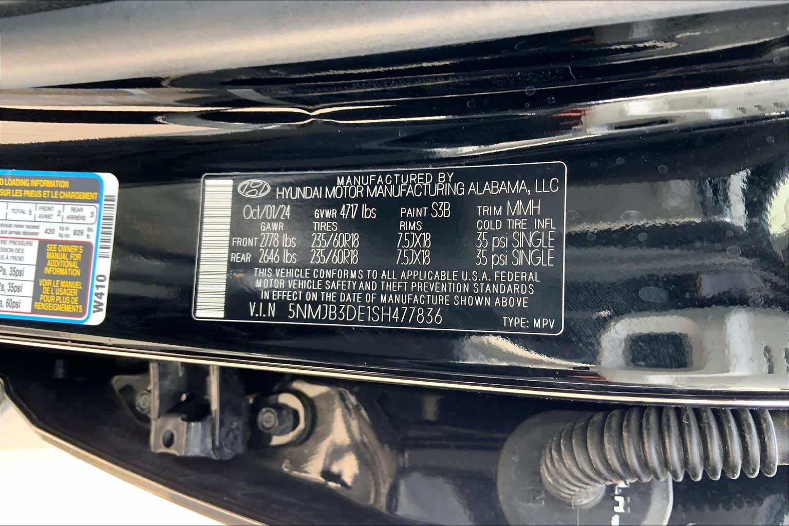 Used 2025 Phantom Black Hyundai SEL image 31