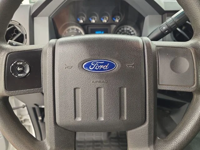 Used 2011 Oxford White Ford XL image 25
