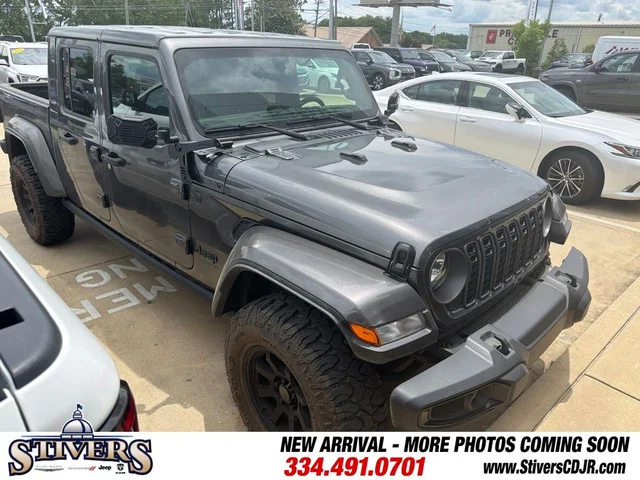2025 Jeep Gladiator Nighthawk