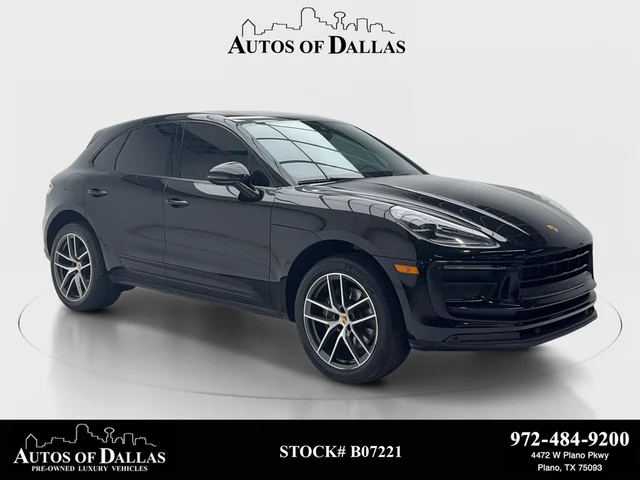 Pre-Owned 2022 Porsche Macan Base