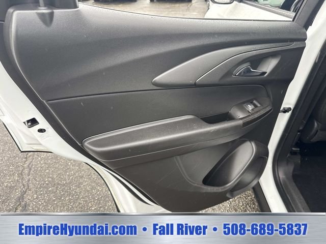 Used 2024 Summit White Chevrolet RS image 16
