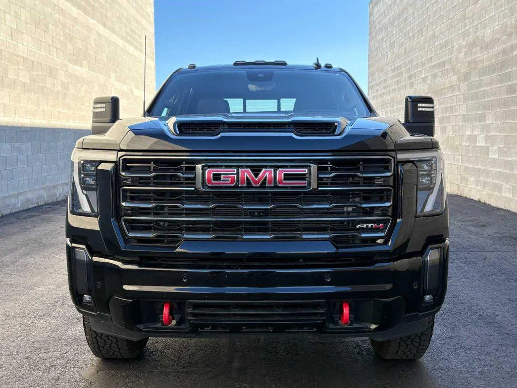 Used 2024 Onyx Black GMC AT4 image 7