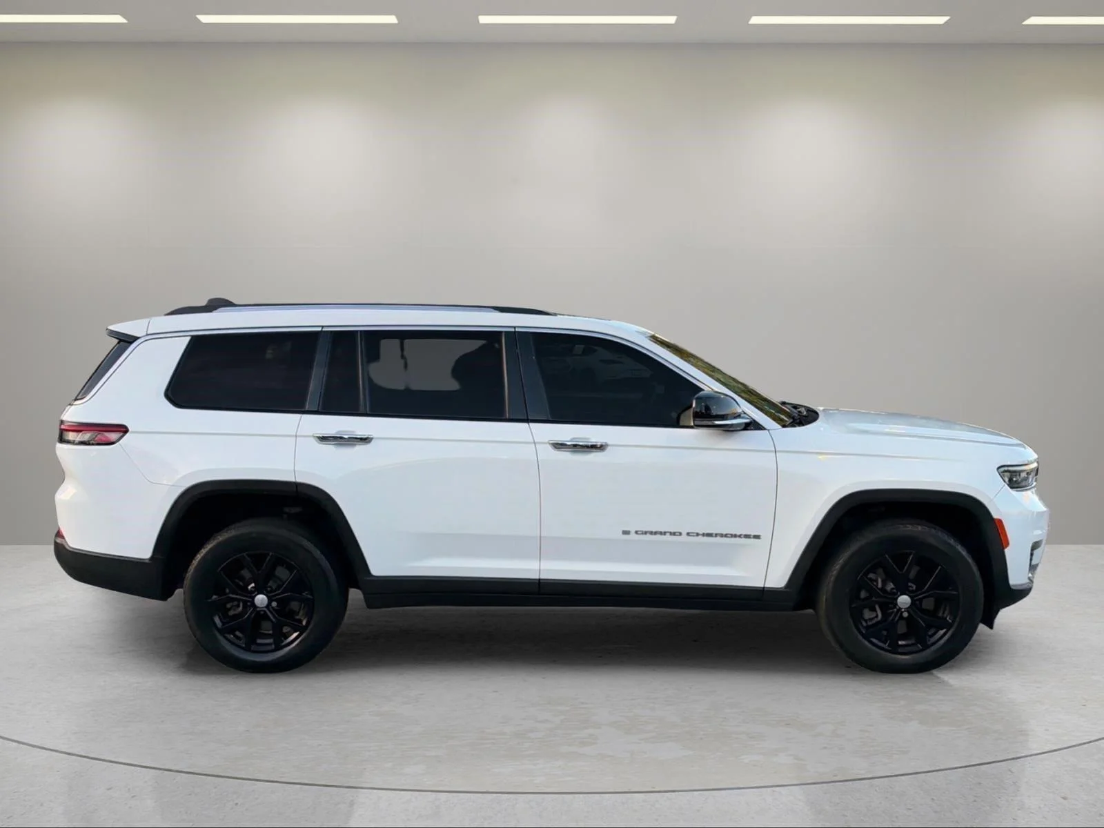 Used 2021 Bright White Clearcoat Jeep Limited image 7