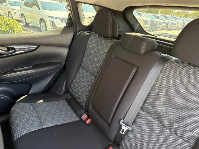 Used 2019 Gun Metallic Nissan SV image 27