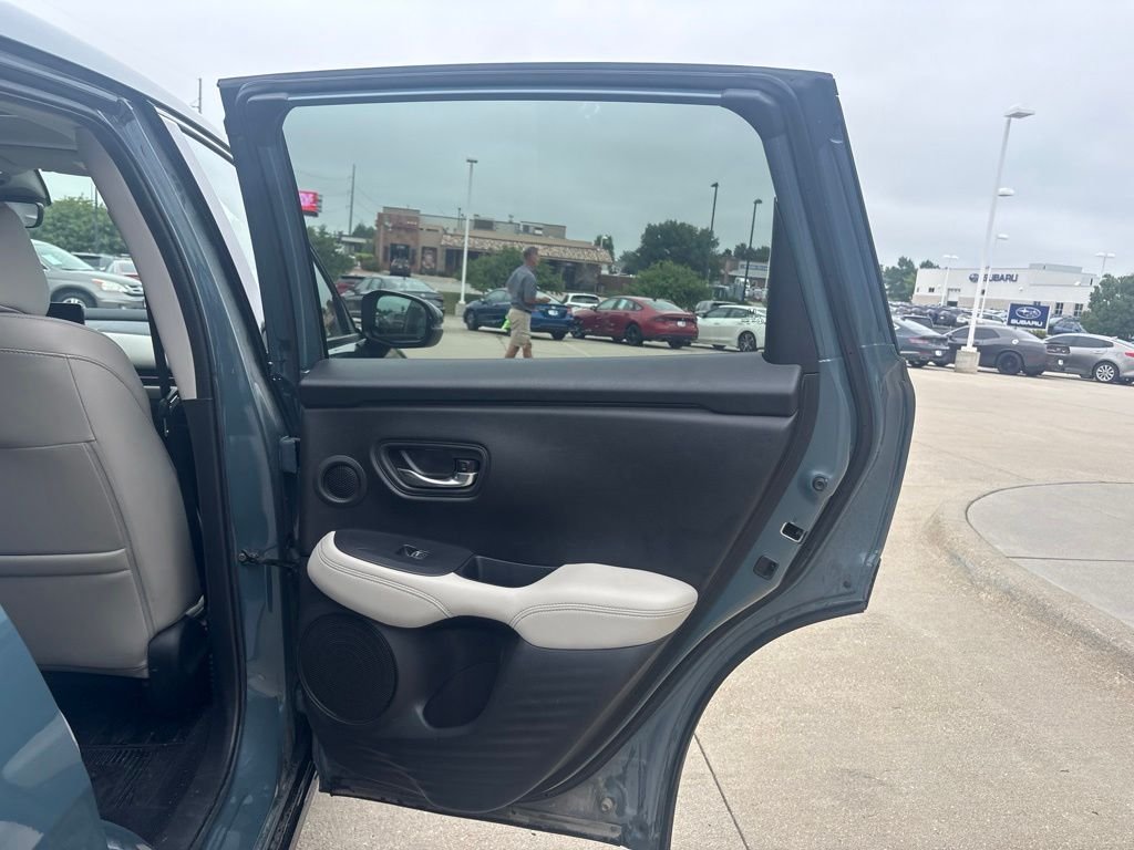 Used 2024 Light Green Honda EX-L image 28