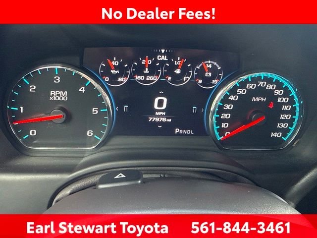 Used 2017 Silver GMC Denali image 49