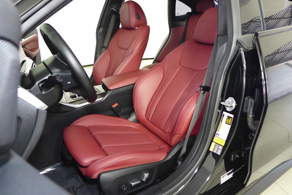 Used 2023 Black Sapphire Metallic BMW eDrive40 image 22