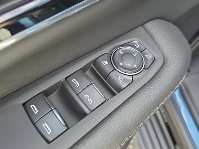 2026 GMC Yukon Denali - Photo 22