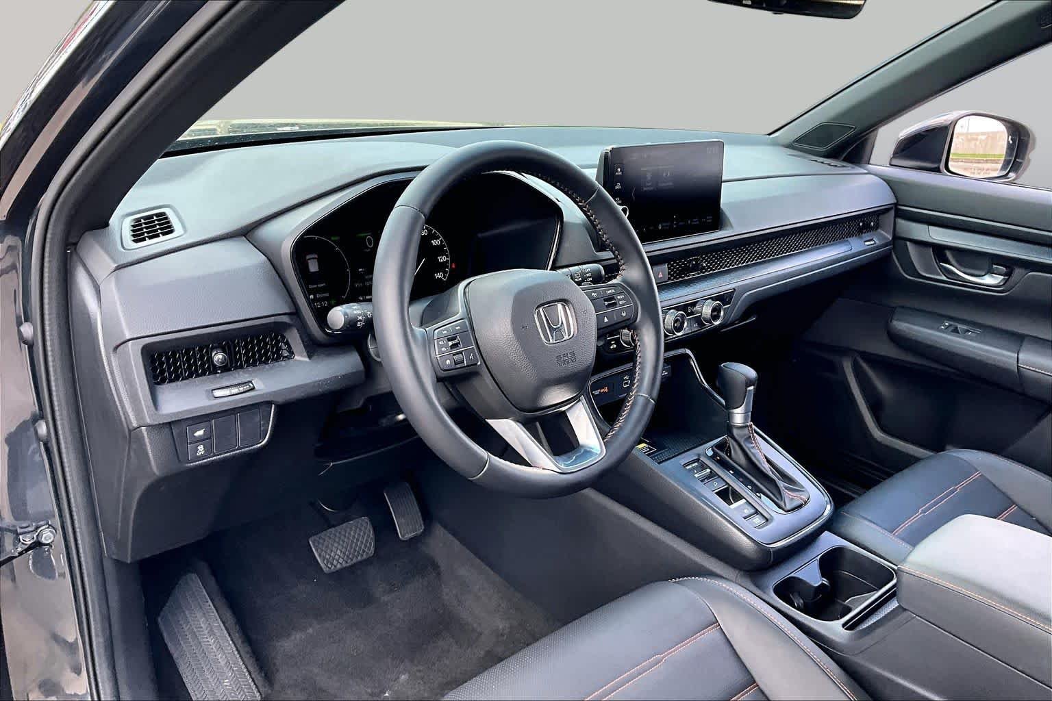 Used 2025 Meteorite Gray Metallic Honda Sport-L image 18
