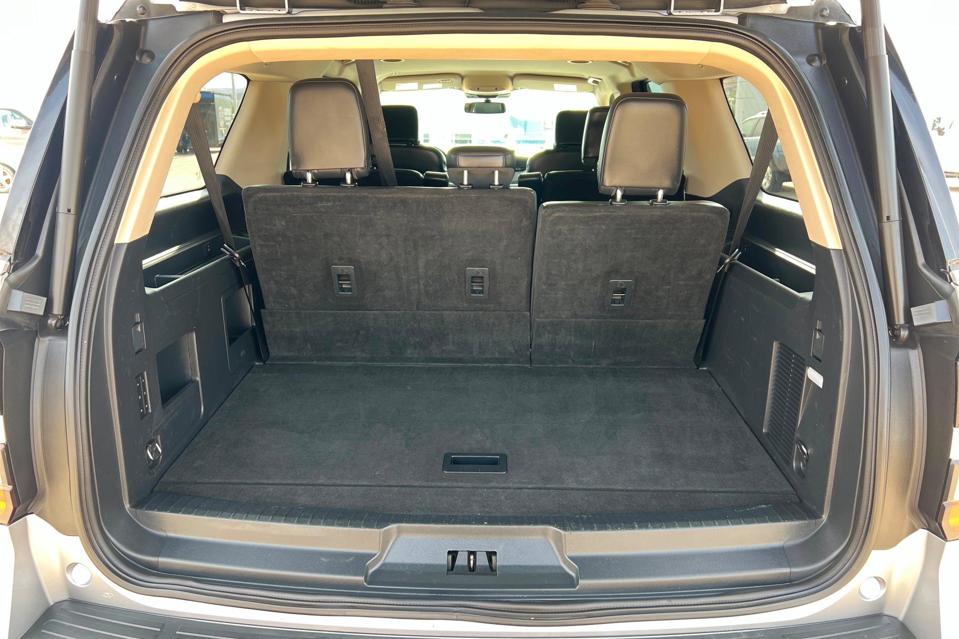 Used 2022 Silver Ford XLT image 24