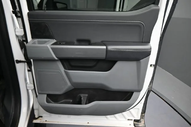 Used 2021 White Ford XLT image 22